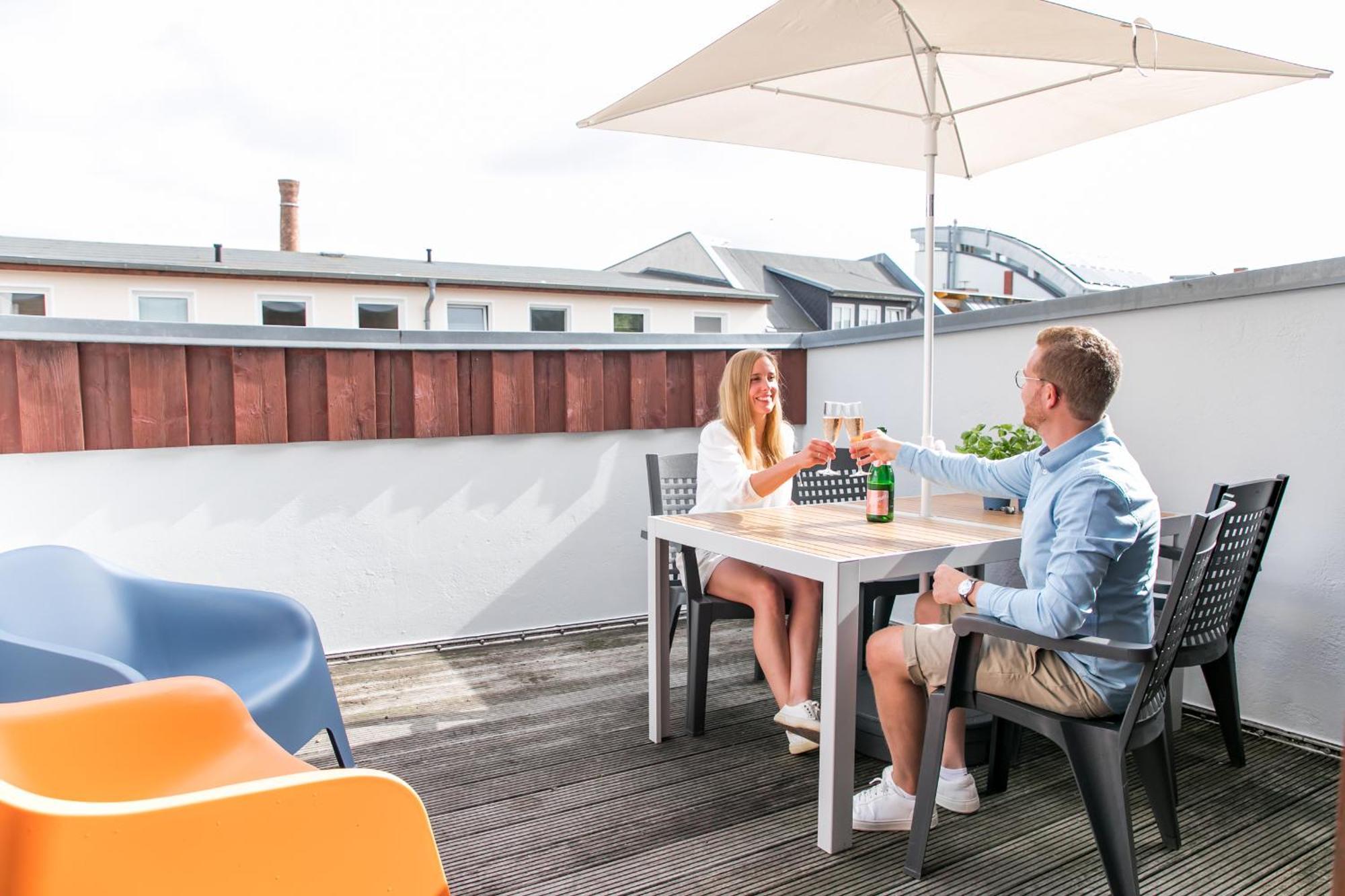 City Apartment "Hans Seat" Rostock Mit Rooftop-Terrasse Екстер'єр фото